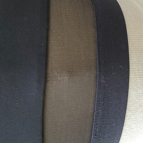 VICTORIA SPORT bra, black with big pink letters. Size medium. Excellent - Picture 5 of 11